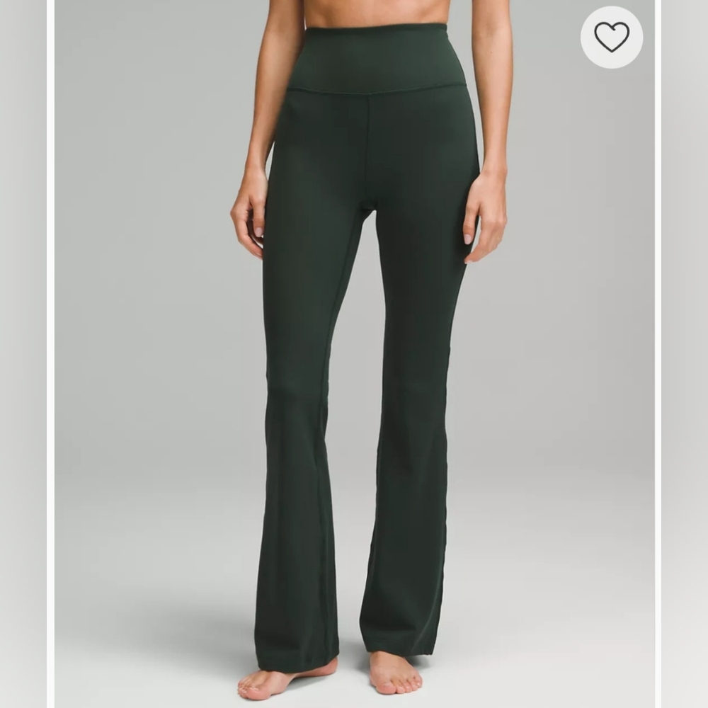Lululemon Groove Nulu Super-High-Rise Flared Pant in Dark Green
